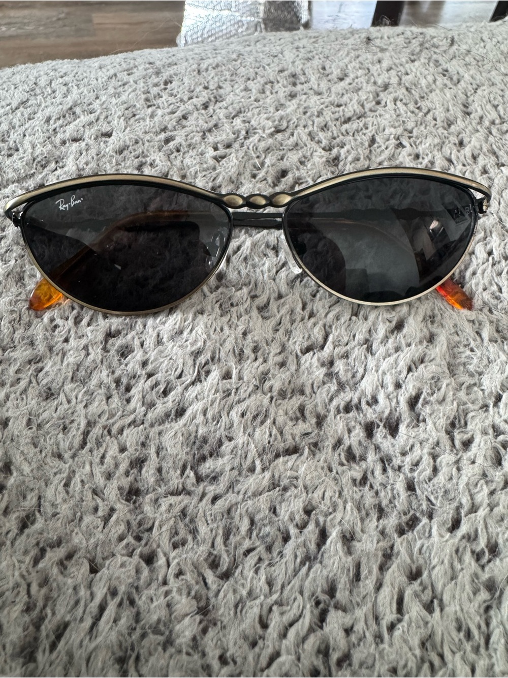 B&L Ray-Ban Vintage Rare Highstreet Oval Sunglasses HS-1243 Black Gold Tortoise